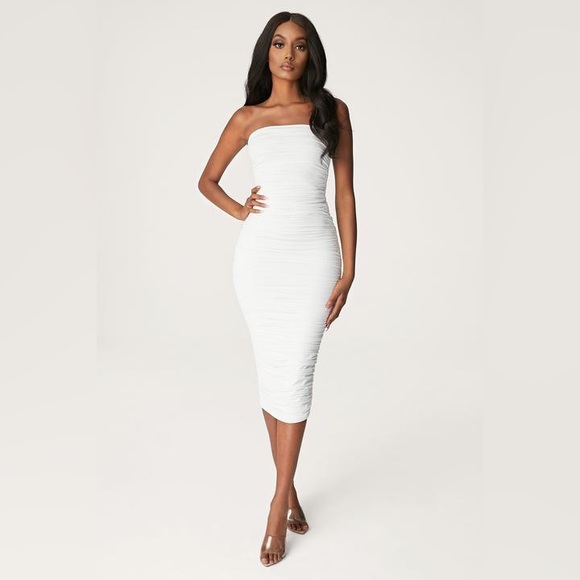 ✨ Meshki Meshelle Dress ✨ - Picture 1 of 5